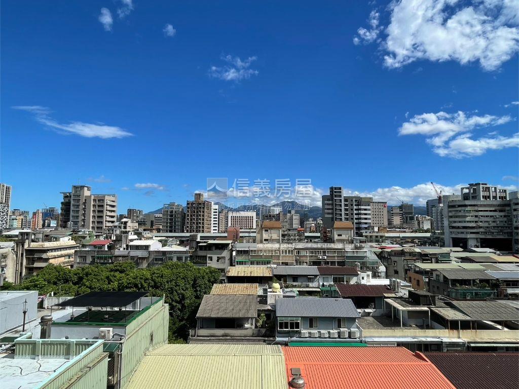 新★忠孝復興捷運國泰大戶房屋室內格局與周邊環境