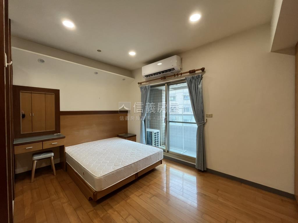 台北囍多次頂樓面中庭房屋室內格局與周邊環境