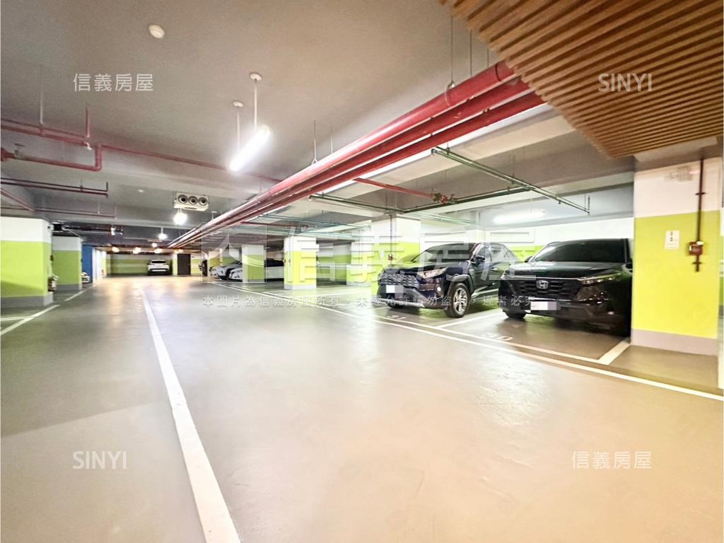 愛丁堡☆景觀兩房平面車位房屋室內格局與周邊環境