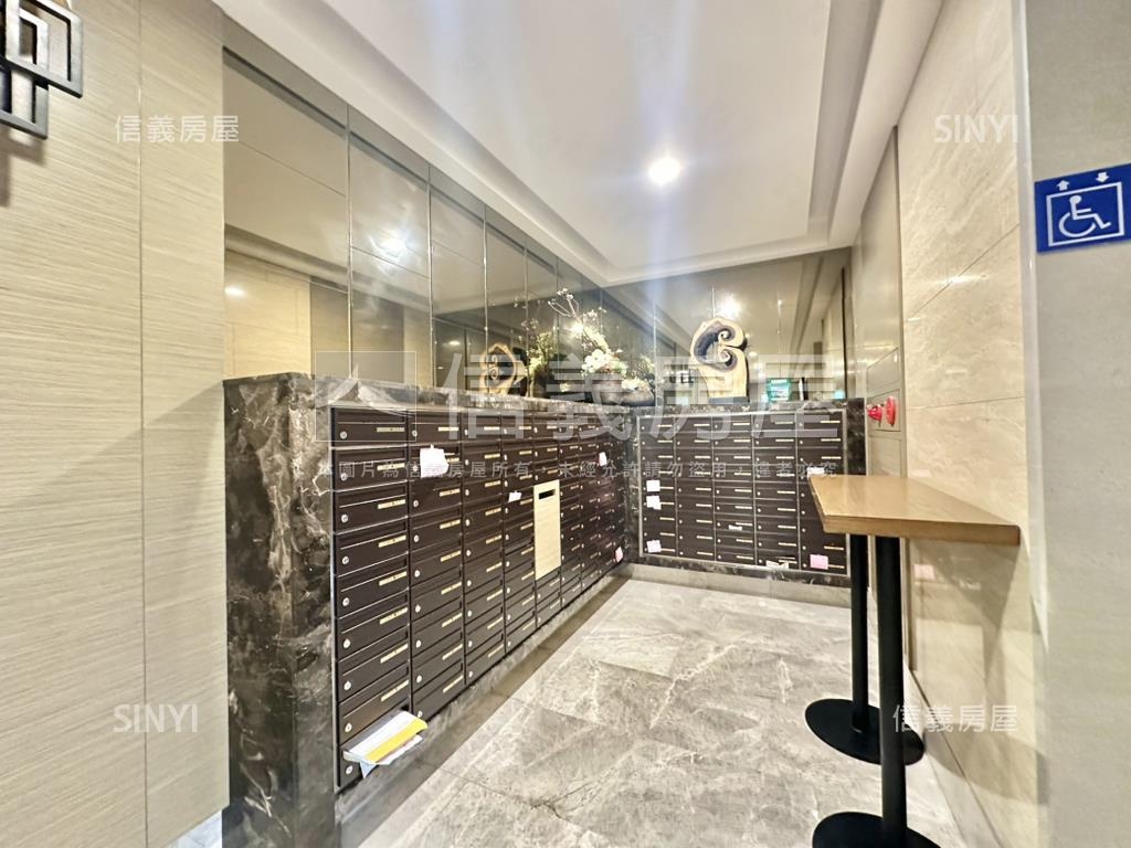 愛丁堡☆景觀兩房平面車位房屋室內格局與周邊環境