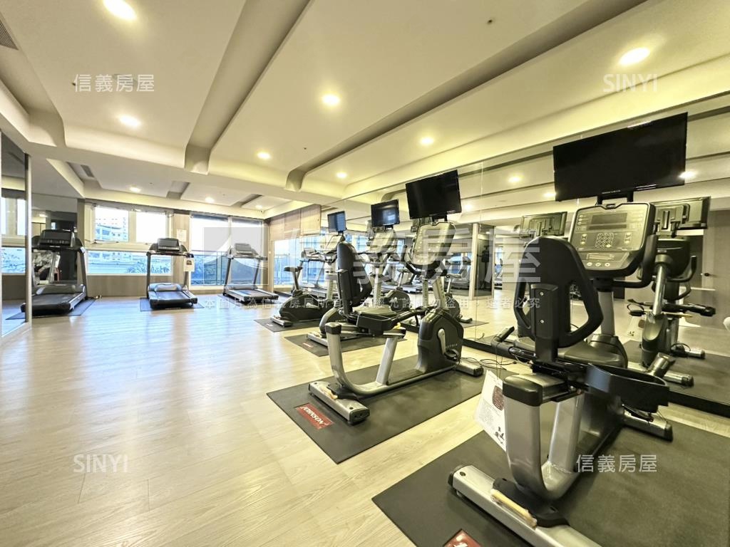 愛丁堡☆景觀兩房平面車位房屋室內格局與周邊環境