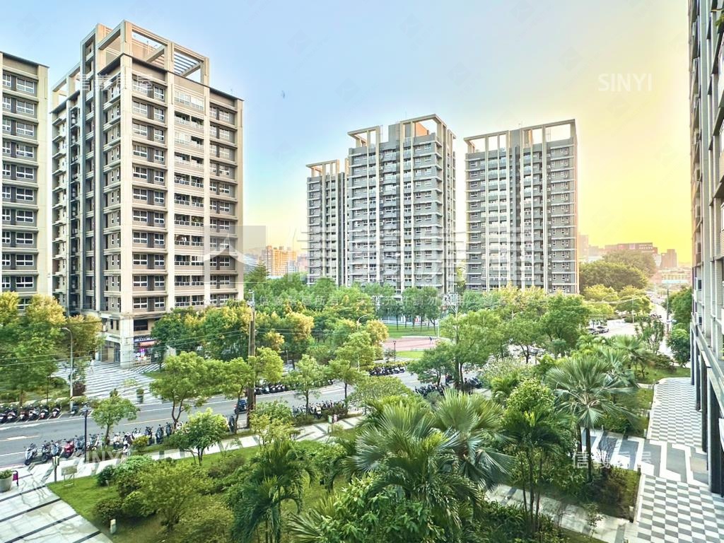 愛丁堡☆景觀兩房平面車位房屋室內格局與周邊環境