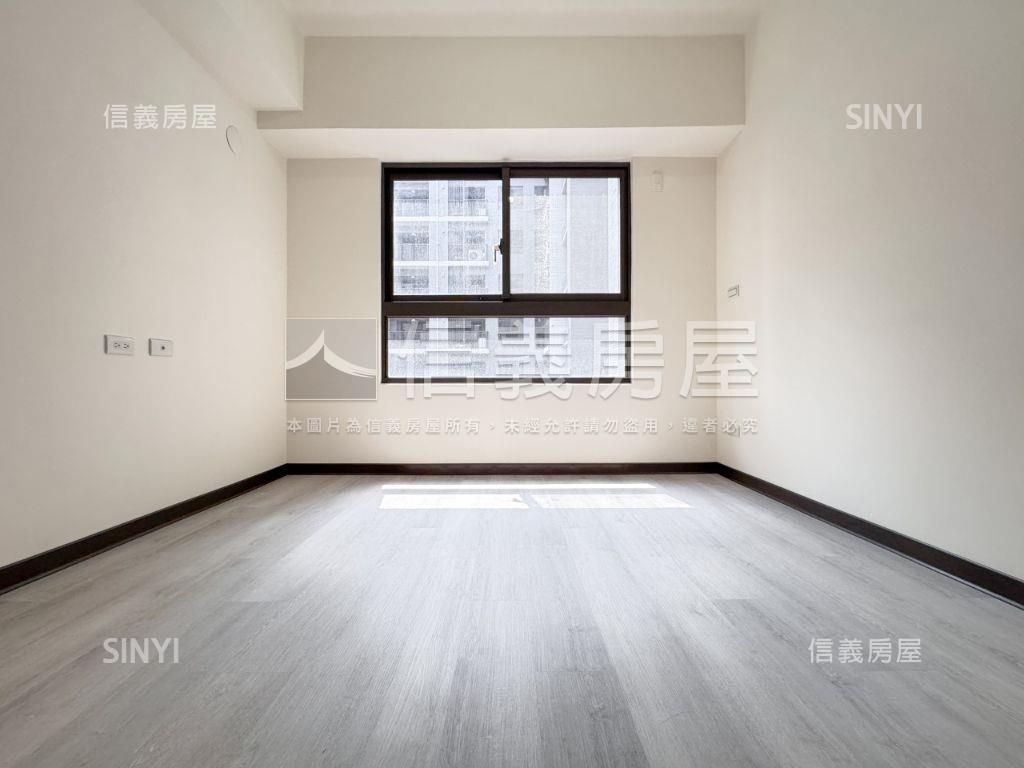 全新｜電梯２房附坡平車位房屋室內格局與周邊環境