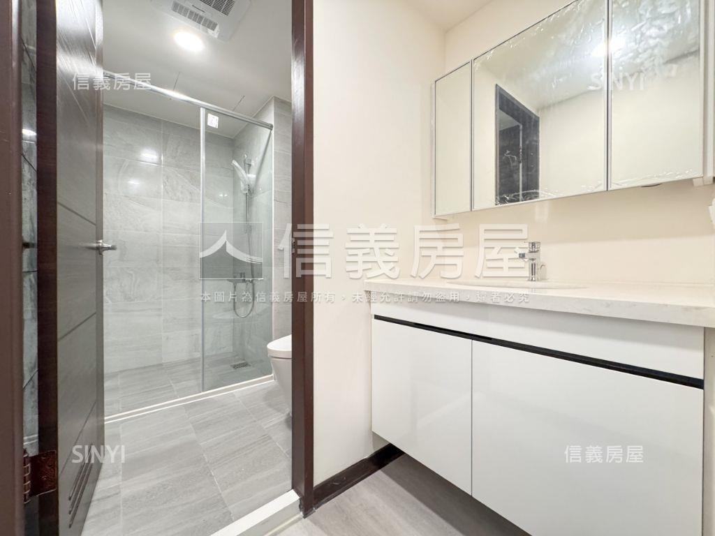 全新｜電梯２房附坡平車位房屋室內格局與周邊環境