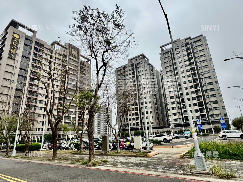 全新｜電梯２房附坡平車位房屋室內格局與周邊環境