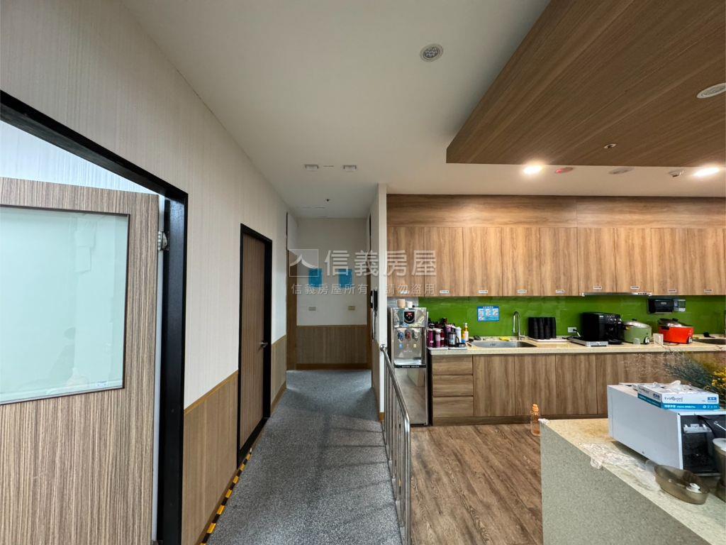 ★新接領袖天下廠辦★房屋室內格局與周邊環境