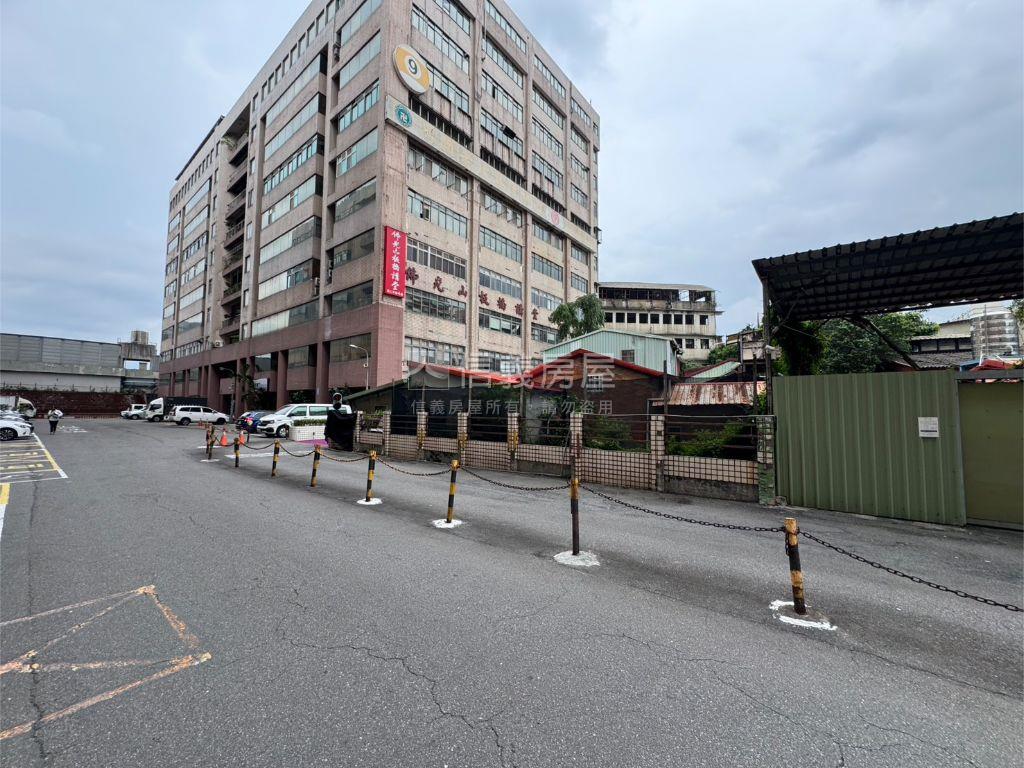 ★新接領袖天下廠辦★房屋室內格局與周邊環境