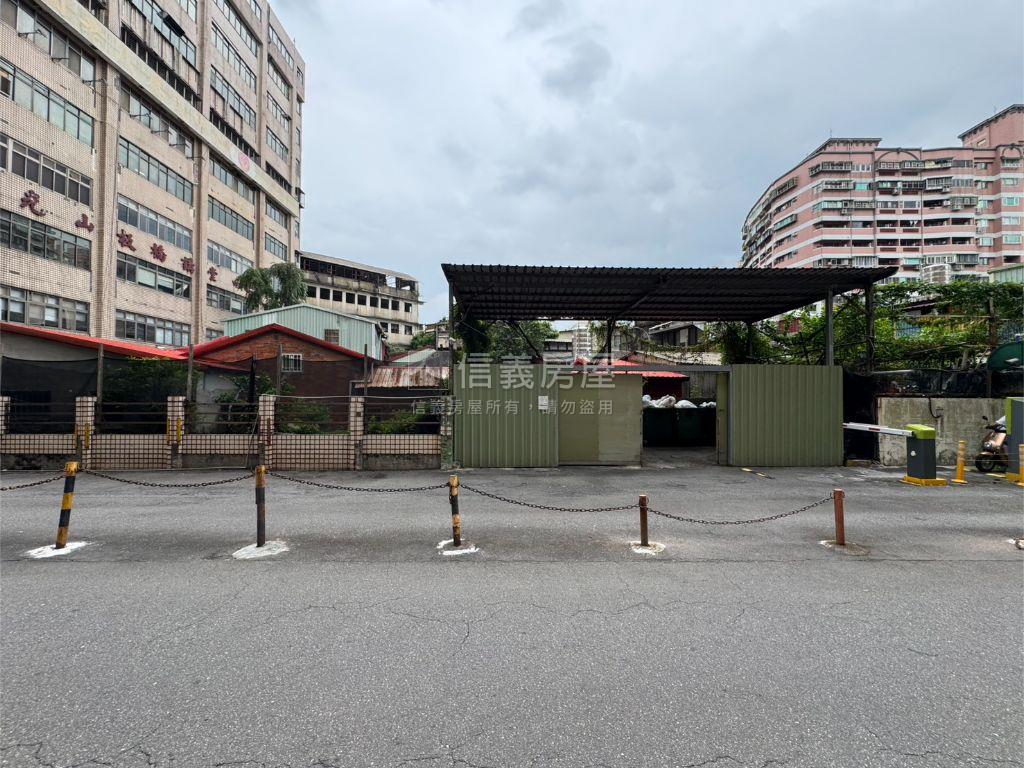 ★新接領袖天下廠辦★房屋室內格局與周邊環境