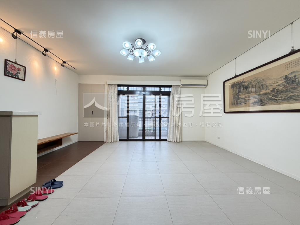 萬隆方正美麗頂加帶裝潢房屋室內格局與周邊環境