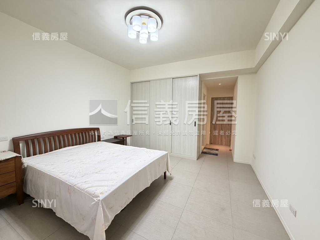 萬隆方正美麗頂加帶裝潢房屋室內格局與周邊環境