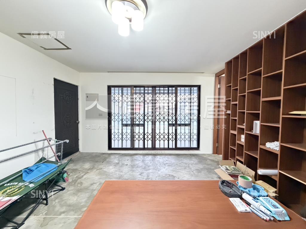 萬隆方正美麗頂加帶裝潢房屋室內格局與周邊環境