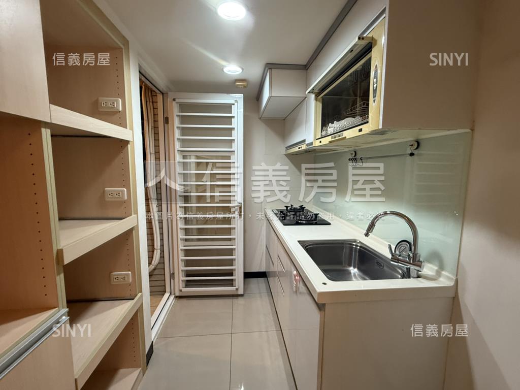 景安稀有翡麗大兩房房屋室內格局與周邊環境