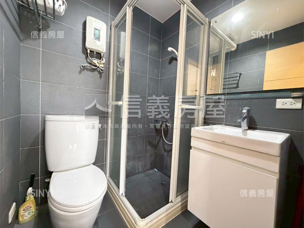 圓山ＭＲＴ景觀採光兩房房屋室內格局與周邊環境