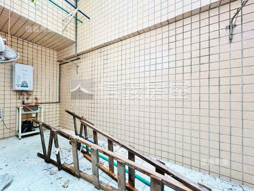 大湖公園家五房樓中樓房屋室內格局與周邊環境