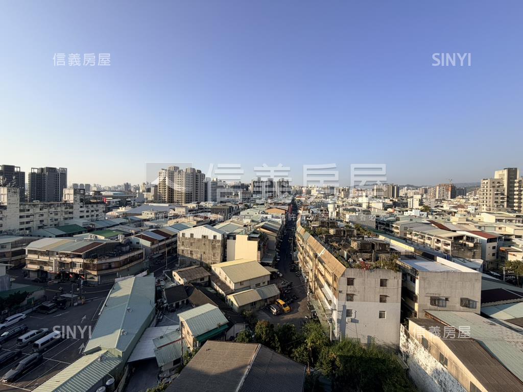 十二淳三房平車Ｅ房屋室內格局與周邊環境