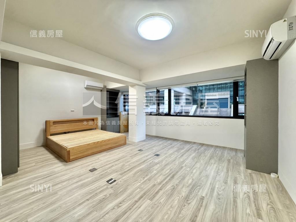 文化中心人來人往翻新店住房屋室內格局與周邊環境