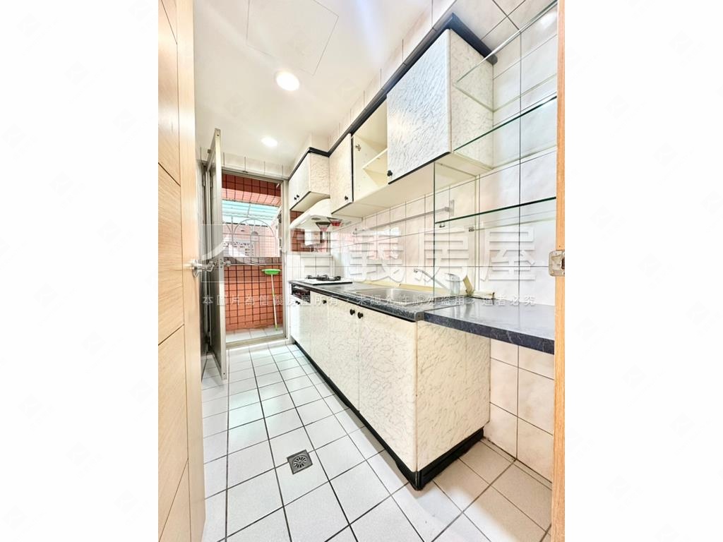 景安雙捷－名人巷房屋室內格局與周邊環境