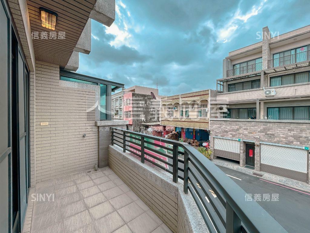 大灣輕屋齡角窗店面房屋室內格局與周邊環境