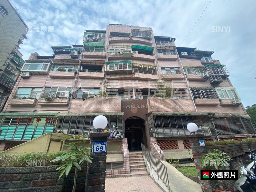 挑高溫馨捷運美宅房屋室內格局與周邊環境