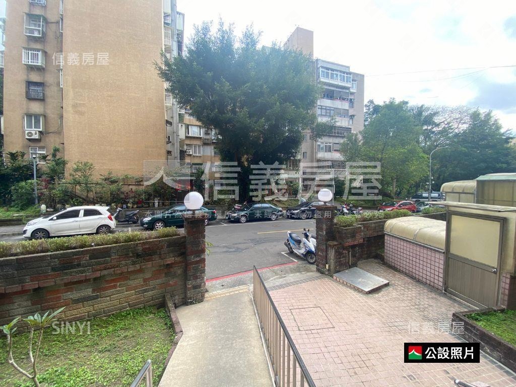 挑高溫馨捷運美宅房屋室內格局與周邊環境