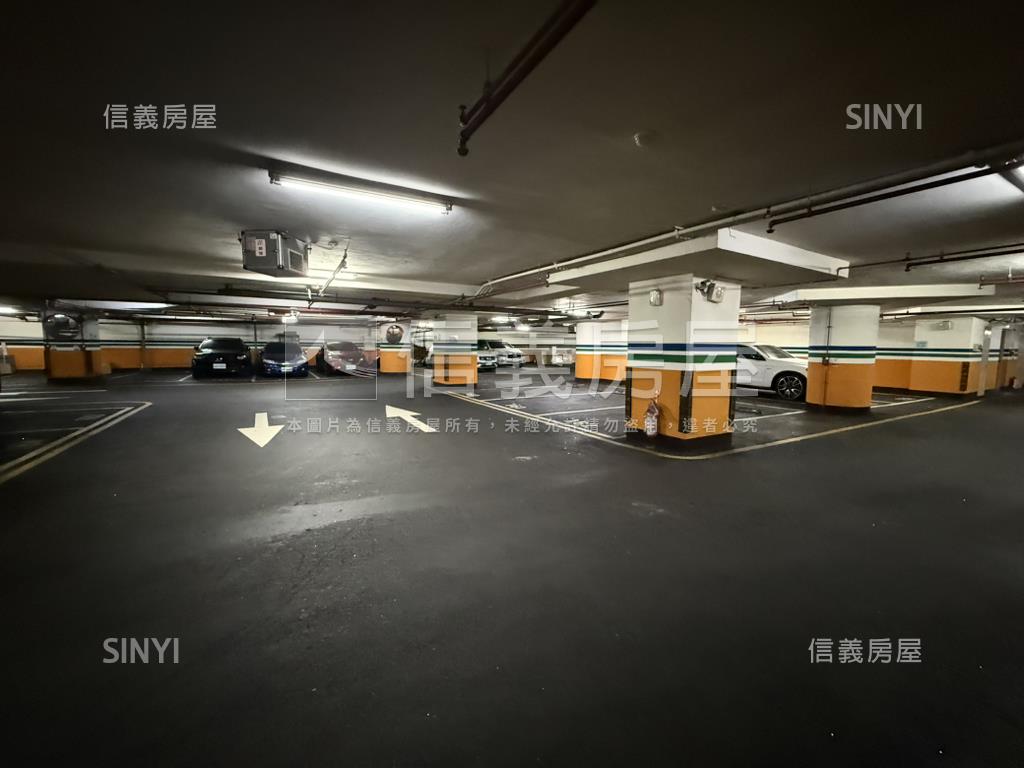 香榭。Ｂ３坡平大車位房屋室內格局與周邊環境