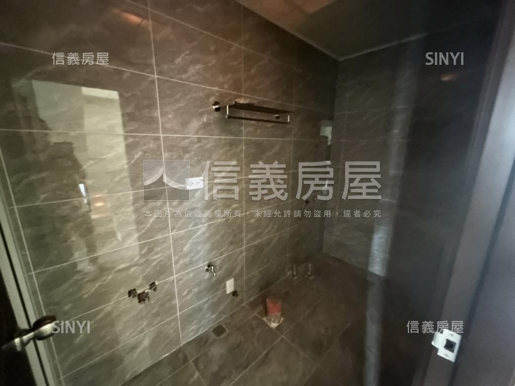 南投市全新透天房屋室內格局與周邊環境