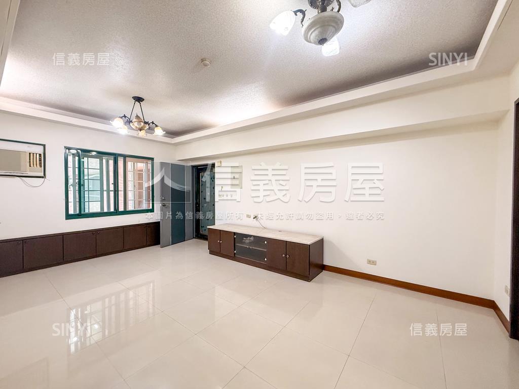 新案推薦近美術館三房平車房屋室內格局與周邊環境