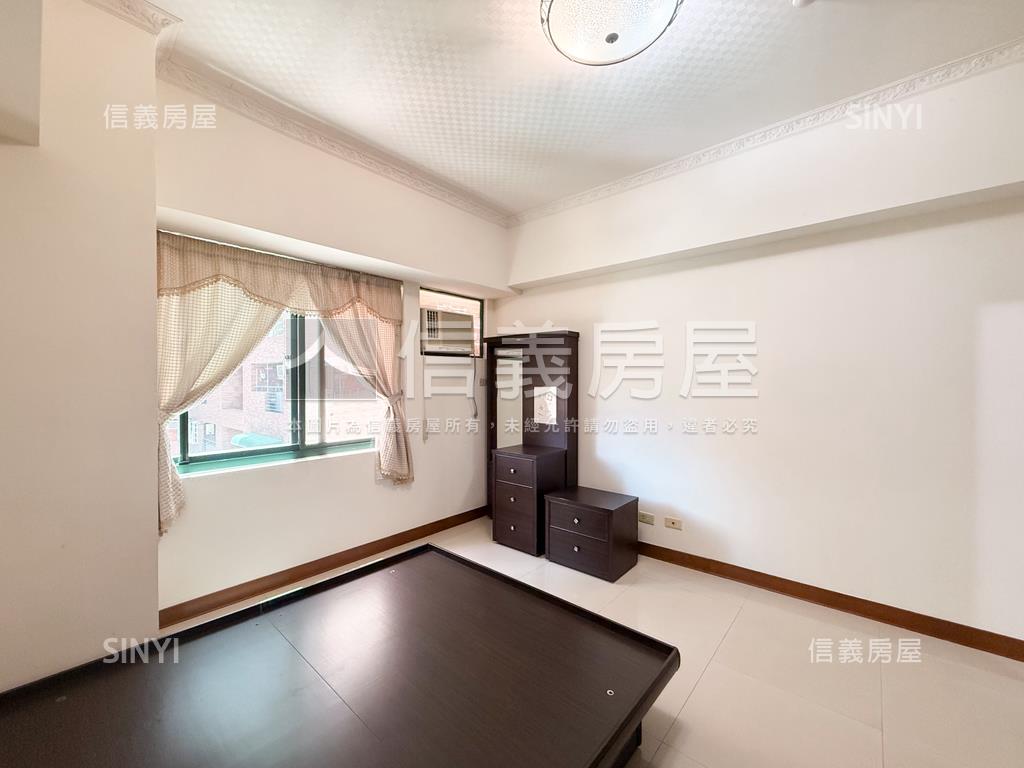新案推薦近美術館三房平車房屋室內格局與周邊環境