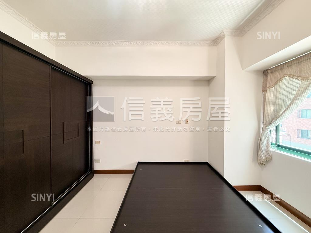 新案推薦近美術館三房平車房屋室內格局與周邊環境