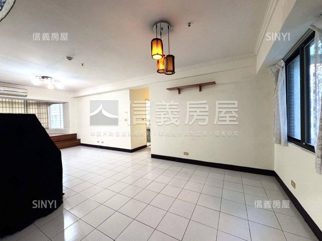 南港花園３房２衛高樓美宅房屋室內格局與周邊環境