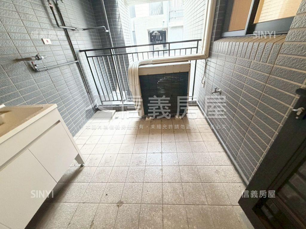 專任｜熊幸福｜帝王戶房屋室內格局與周邊環境