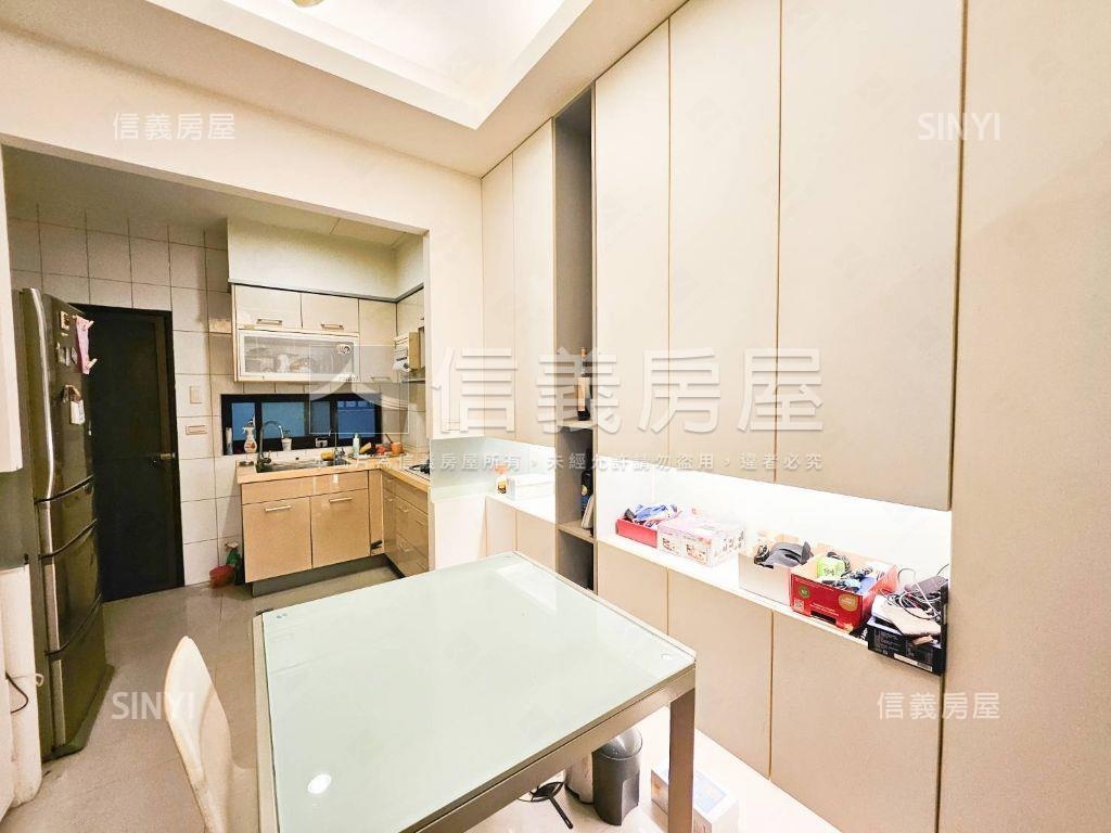 烏日大阪城美近高鐵高鐵房屋室內格局與周邊環境