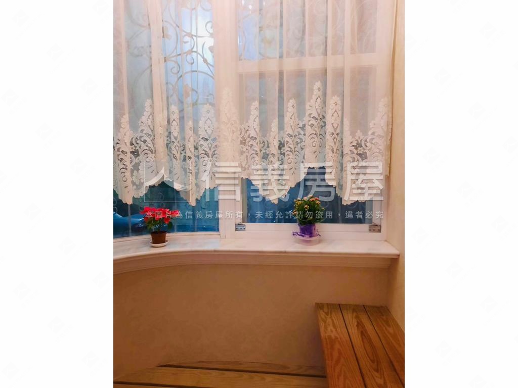 近信義區稀有透天別墅房屋室內格局與周邊環境
