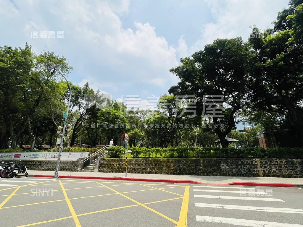 近信義區稀有透天別墅房屋室內格局與周邊環境