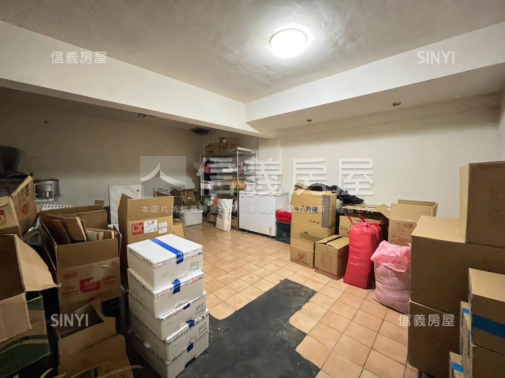 ★近萬芳醫院興隆路金店面房屋室內格局與周邊環境