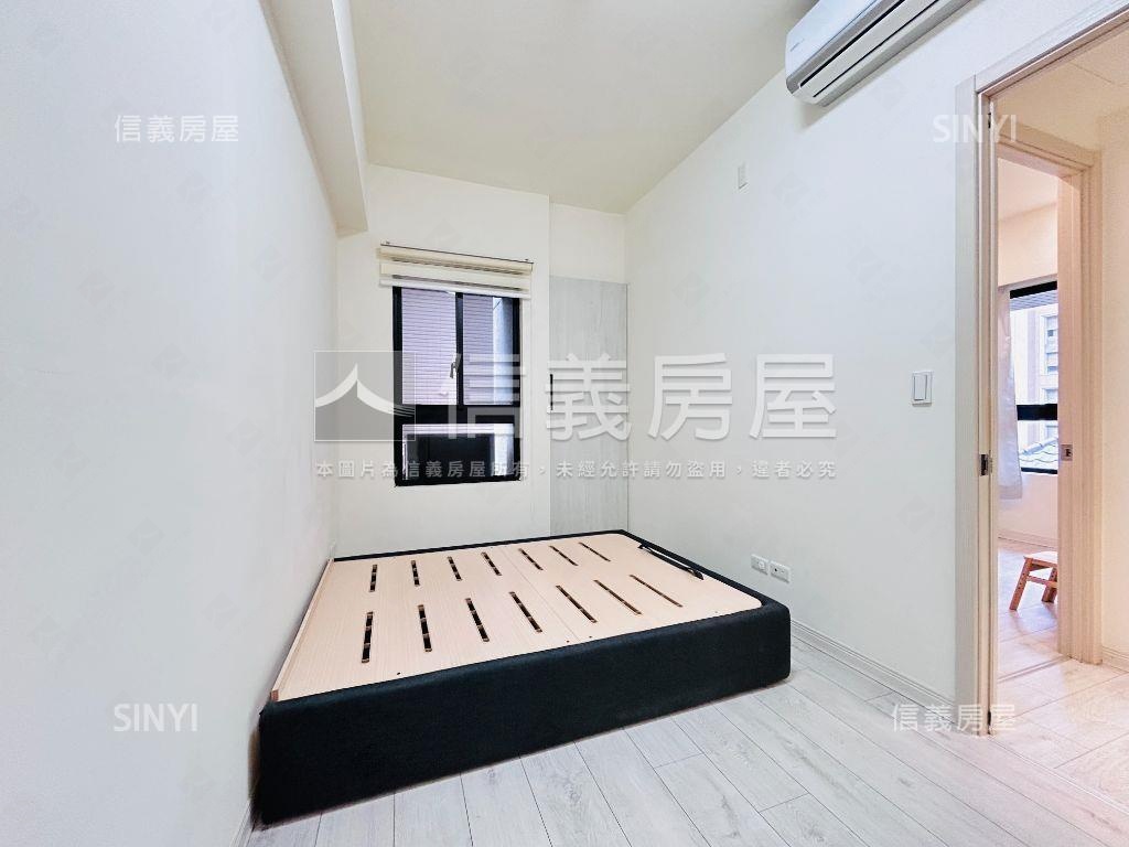 青埔☆聯上世界兩房車位房屋室內格局與周邊環境
