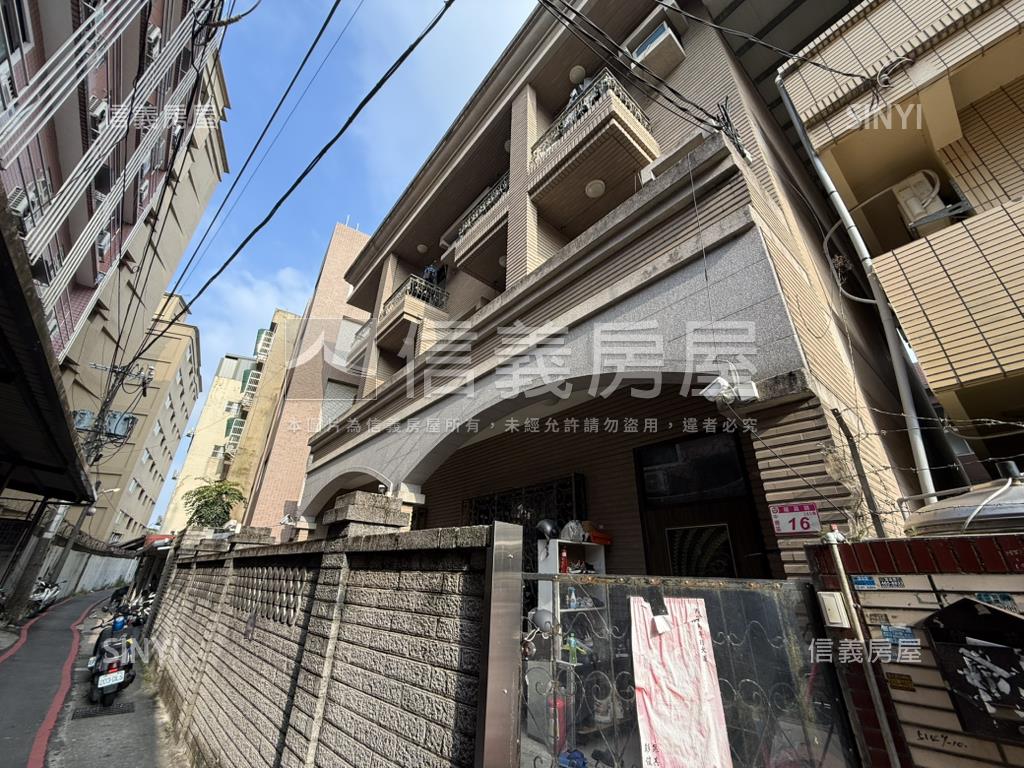 龍岡黃金傳家３樓透天厝房屋室內格局與周邊環境