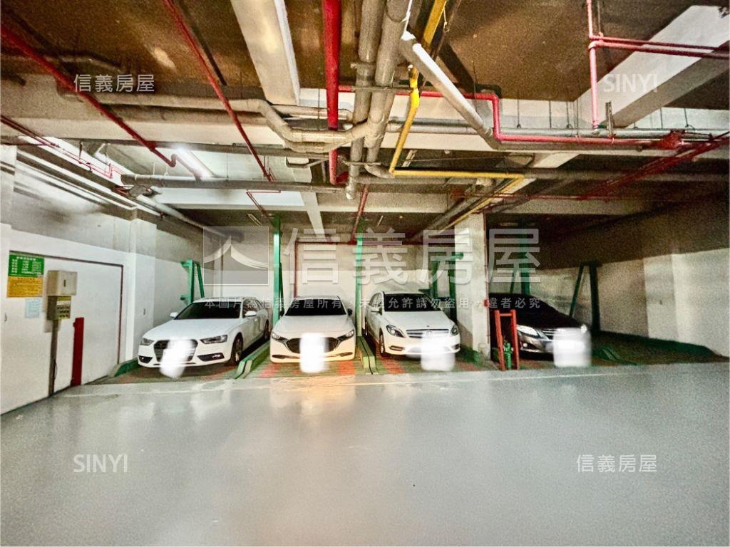 已退租！五期樓店＋車位房屋室內格局與周邊環境