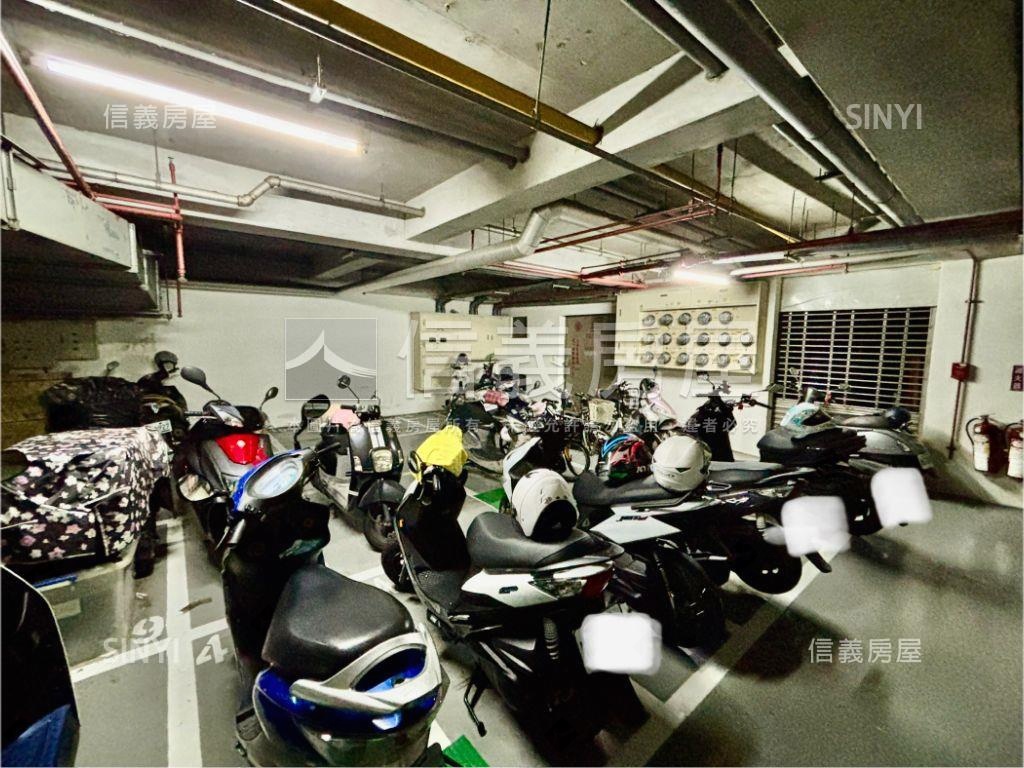 已退租！五期樓店＋車位房屋室內格局與周邊環境