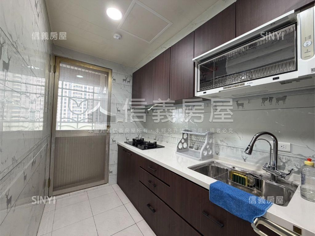 荷蘭Ｅ－ＨＯＭＥ海景三房房屋室內格局與周邊環境