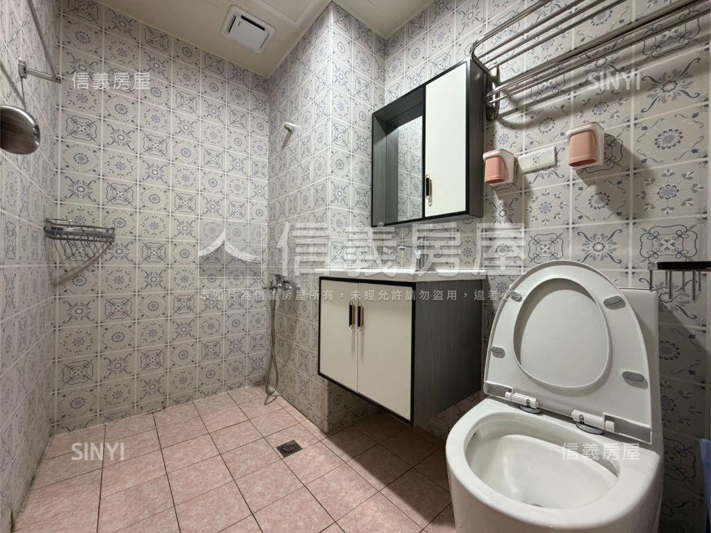 荷蘭Ｅ－ＨＯＭＥ海景三房房屋室內格局與周邊環境