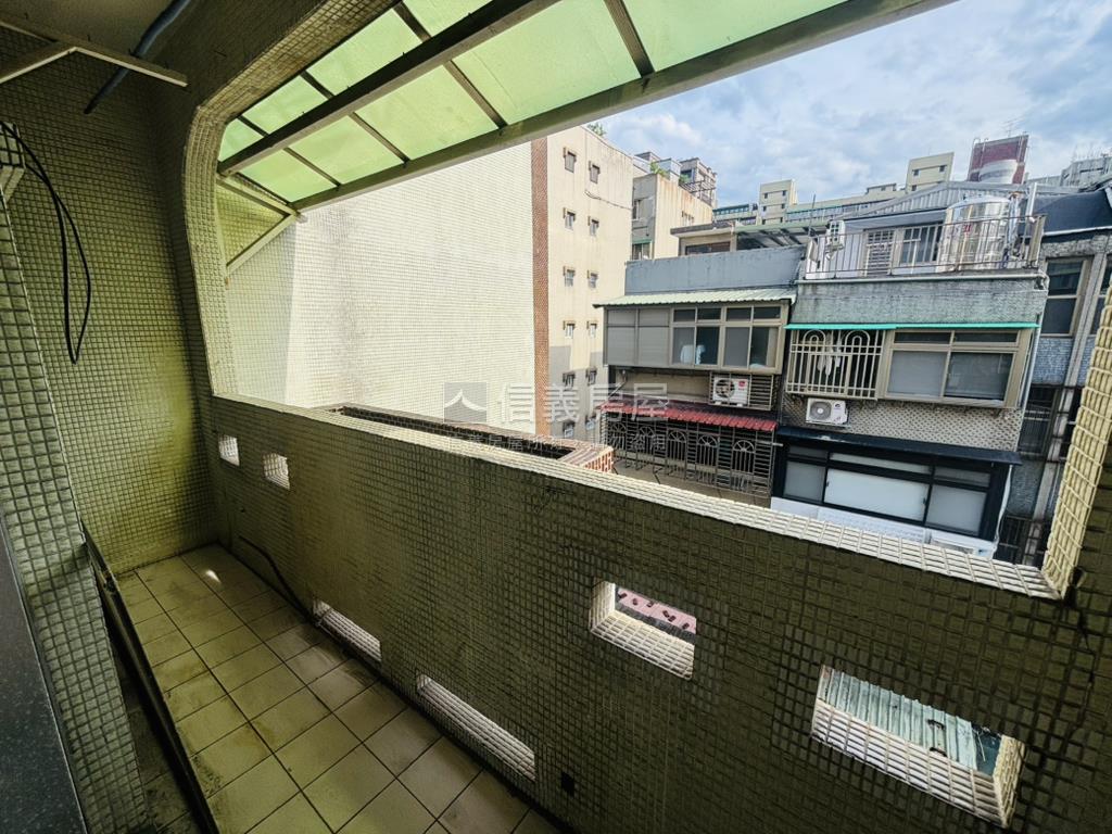朱崙街靜巷公寓稀有釋出房屋室內格局與周邊環境