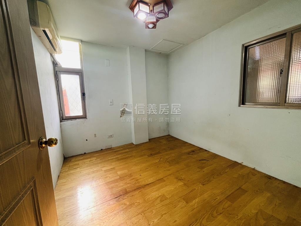 朱崙街靜巷公寓稀有釋出房屋室內格局與周邊環境