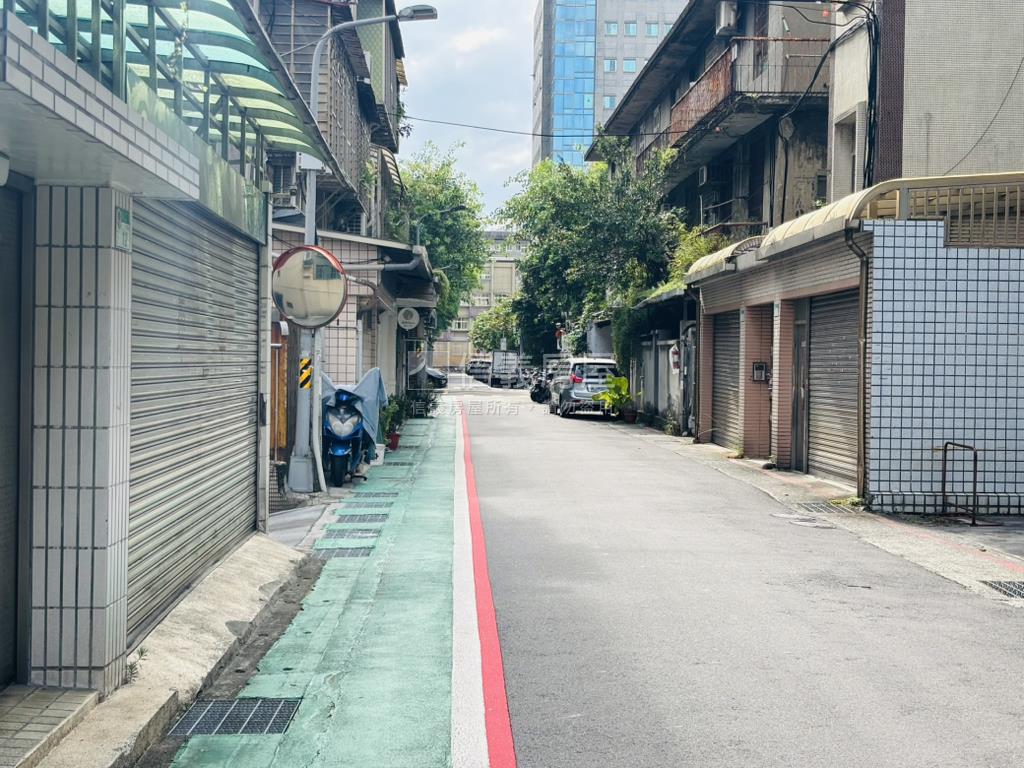 朱崙街靜巷公寓稀有釋出房屋室內格局與周邊環境