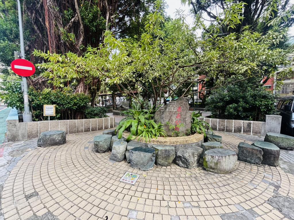 朱崙街靜巷公寓稀有釋出房屋室內格局與周邊環境