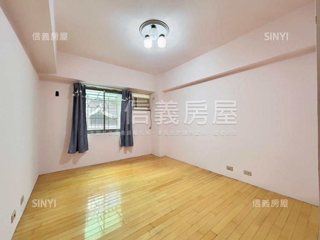 低總價三房車位房屋室內格局與周邊環境