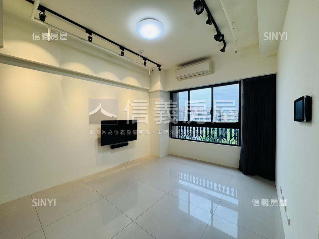 專任富宇權峰後棟樹海三房房屋室內格局與周邊環境