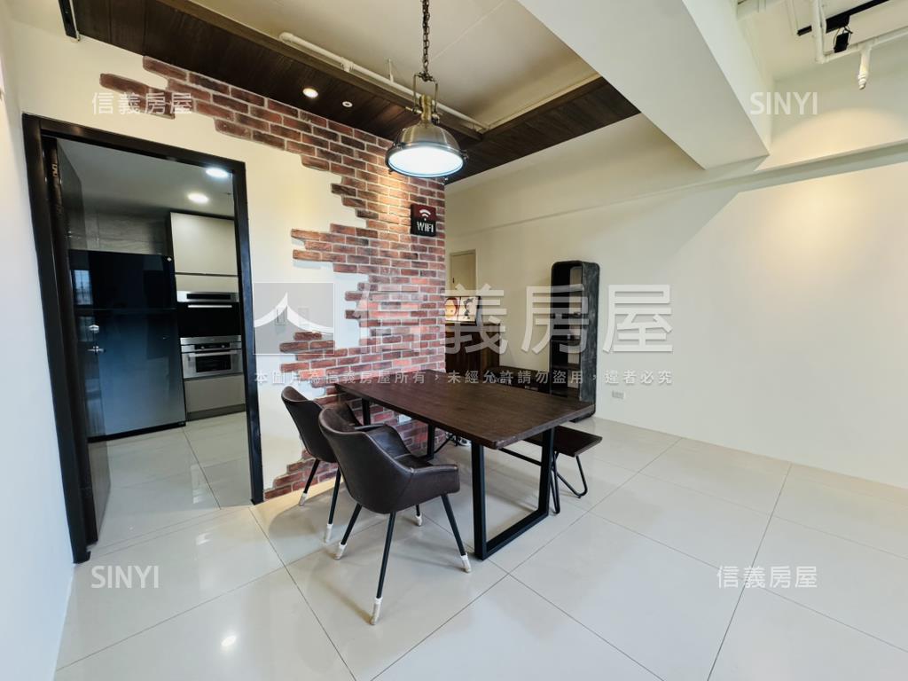 專任富宇權峰後棟樹海三房房屋室內格局與周邊環境