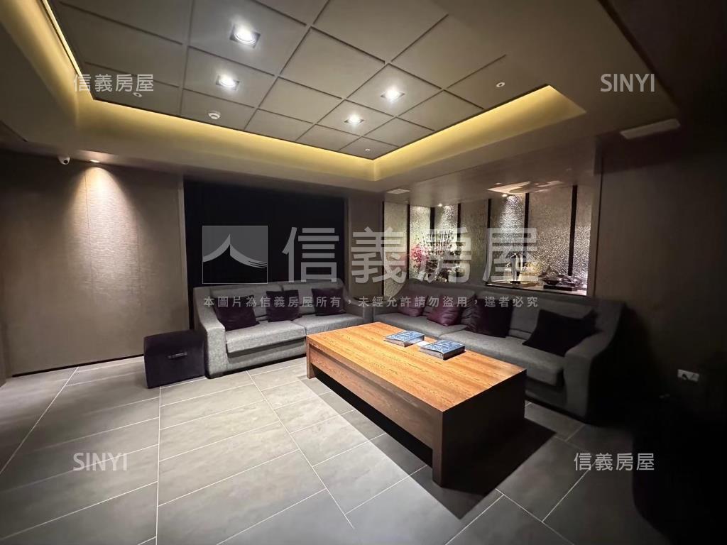 專任富宇權峰後棟樹海三房房屋室內格局與周邊環境