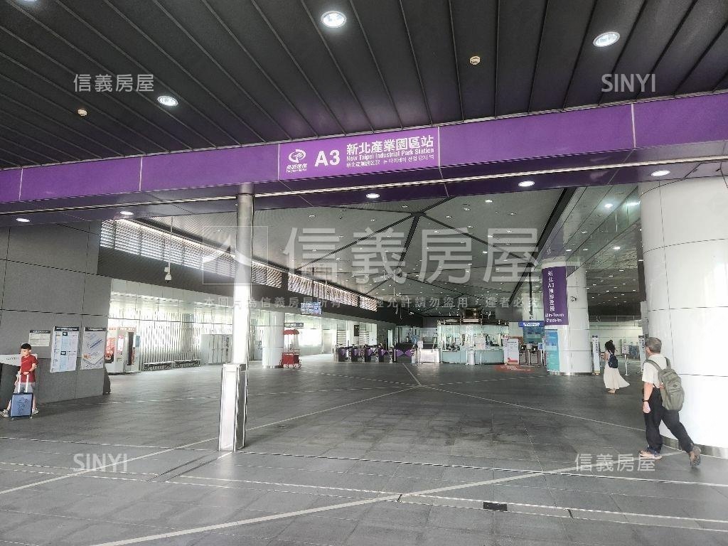 【專任】近捷運面公園三房房屋室內格局與周邊環境